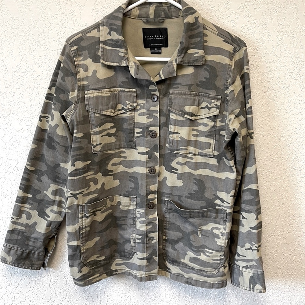 Sanctuary Camo Shacket/Shirt Jacket - Medium
